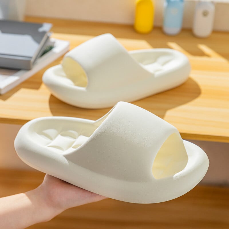 Női EVA masszázsszandál, nyári otthoni hétköznapi papucs puha talppal, csúszásgátló, egyszínű, "felhőkön járó" érzettel, nagykereskedelemben pároknak.