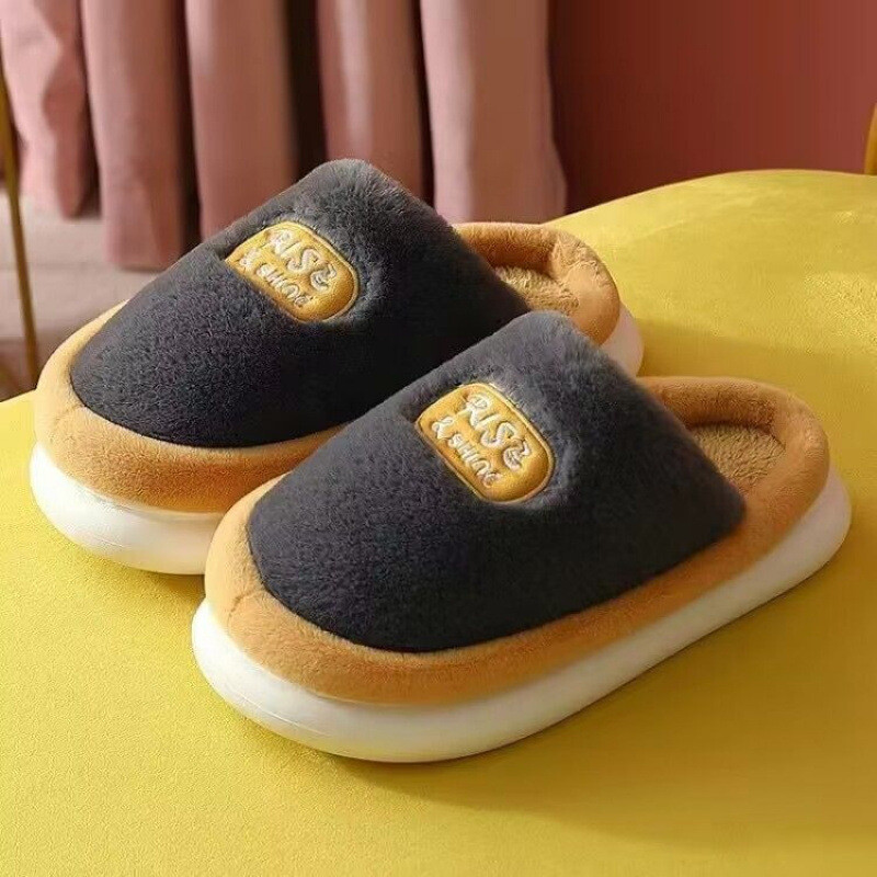 Vīriešu rudens un ziemas kokvilnas mājas čības, jauns stils, plīša un siltas, sajūta kā staigāšana pa fekālijām, vienkāršas slēgtas čības pāriem un sievietēm.