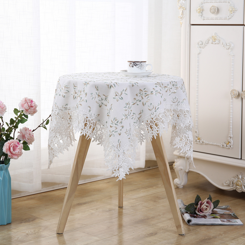 Caurspīdīgs, eļļas un putekļu necaurlaidīgs franču stila galdauts, dobs, mazgājams, ūdensizturīgs un karstumizturīgs taisnstūrveida galdauts