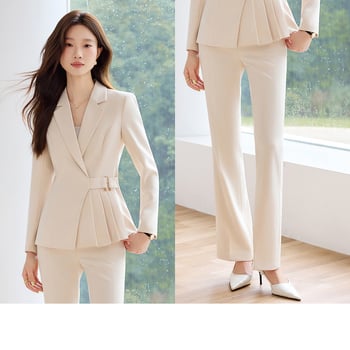 Sieviešu zils kostīms ar garām piedurknēm, elegants un pieguļošs piegriezums, piemērots prezentētājām, juvelierizstrādājumu veikalu reģistratorēm un citam darba apģērbam.