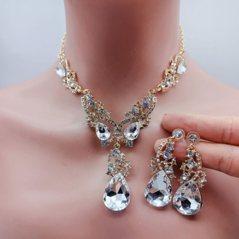 Populāri Eiropas un Amerikas dimanta auskari un kaklarotu komplekti, modes rotaslietu aksesuāri, universāls jauns stils 2024. gadam.