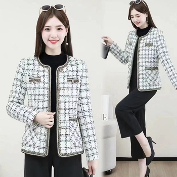 Nový jarný/jesenný vlnený kabát v štýle Chanel pre ženy s nadváhou - štýlový, luxusný, zoštíhľujúci a mladistvý