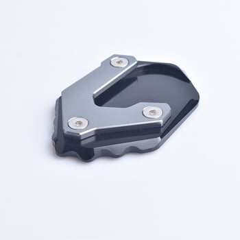 Nagyobb lábtartók, oldaltámaszok és ülések, amelyek BMW F750GS, F850GS, R1200GS és LC motorkerékpárokhoz alkalmasak.