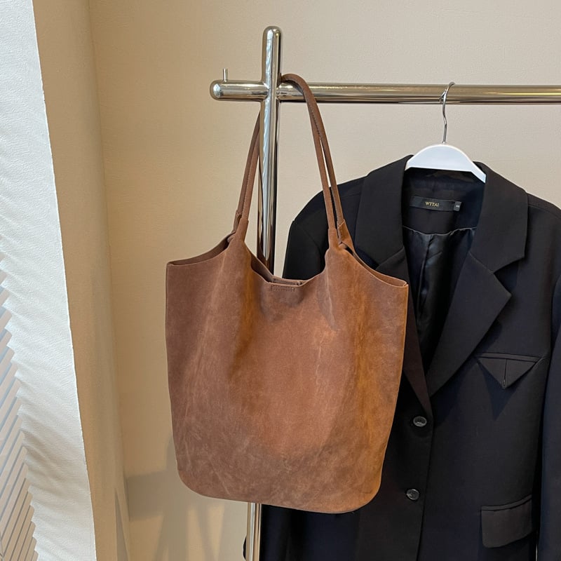 Sieviešu jaunā 2025. gada rudens/ziemas matētā zamšādas soma, plecu soma, paduses soma, liela ietilpība.