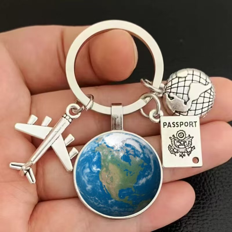 Zemes formas miera atslēgu piekariņi, populāri somu un automašīnu aksesuāri pārrobežu e-komercijā. Tieši no ražotāja.