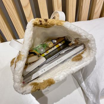 Sieviešu rokassoma, Eiropas un Amerikas stilā, rotaļu lācīša plīša soma, moderna un stilīga plecu soma, liela ietilpība, jauka kosmētikas soma