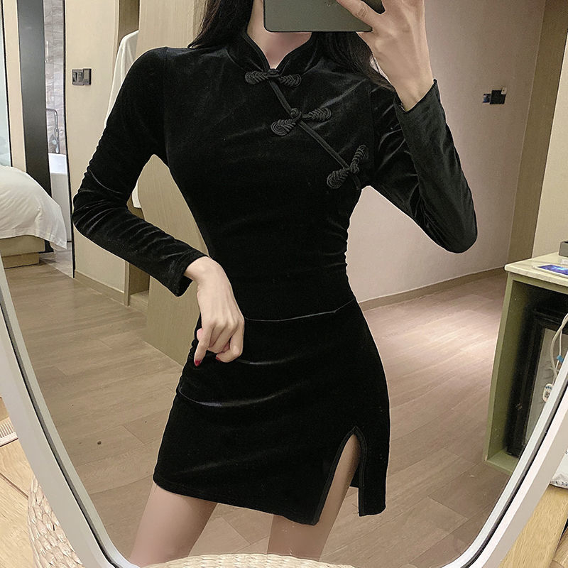 Jauna rudens sieviešu samta čhonsama kleita ar šķēlumu un mezglotām pogām ķīniešu stilā, pieguļoša piegriezuma, retro, īsa kleita nobriedušām sievietēm.