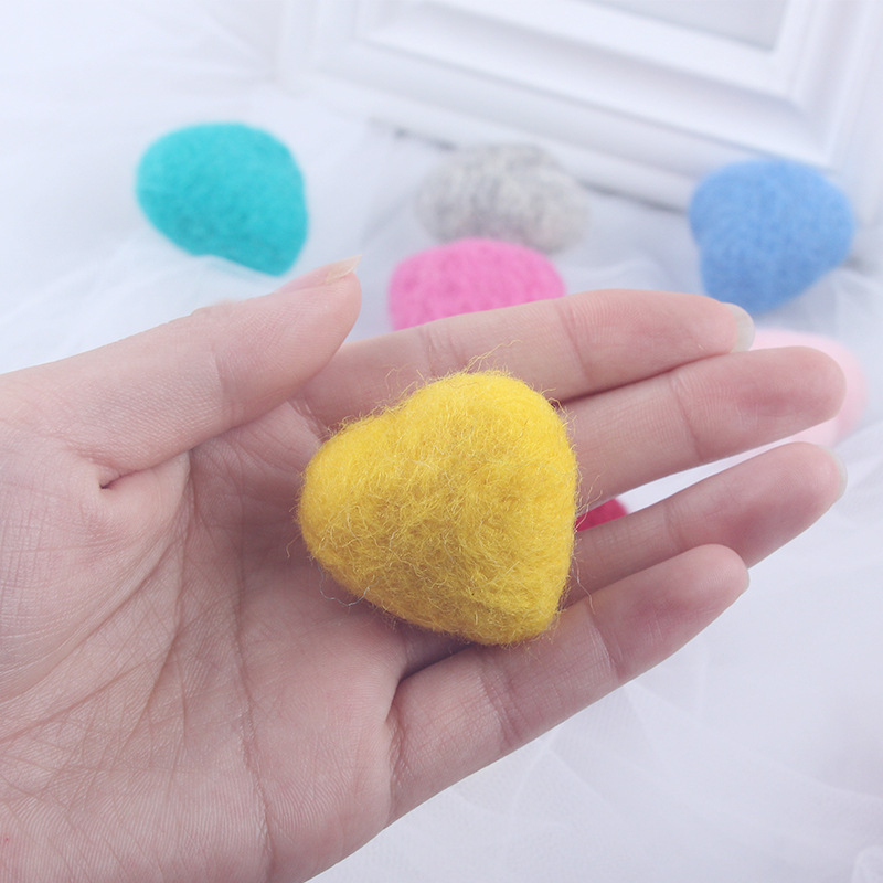 Vilnas filca rotājumi pāri malām 5 gab. sirds formā, aksesuāri, apģērbs, cepuru rotājumi, DIY zīmogu roku darbs rotaļlietas, gatavās produkcijas ražotājs