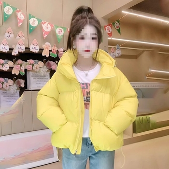 Jachetă scurtă, super elegantă, din bumbac alb, pentru femei, stil nou iarna 2025, design elegant și casual.