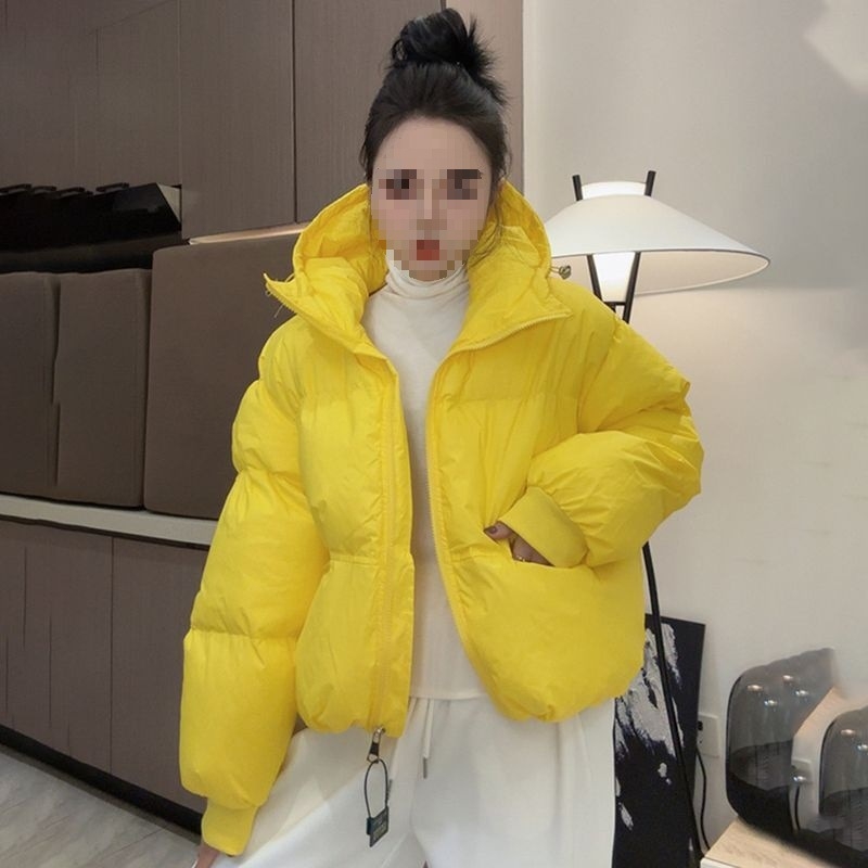 Jachetă scurtă, super elegantă, din bumbac alb, pentru femei, stil nou iarna 2025, design elegant și casual.