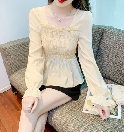 Naujo modelio moteriški trijų spalvų marškiniai kvadratine iškirpte