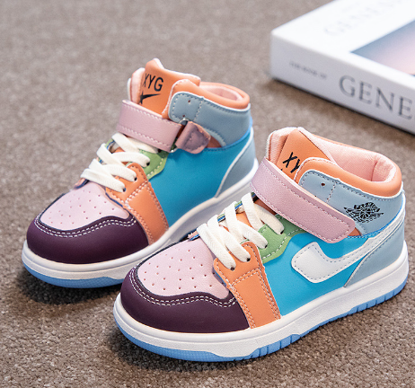 Novi model šarenih dječjih tenisica s ravnim potplatom za djevojčice