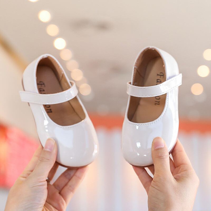 Παιδικά έκο δερμάτινα παπούτσια με αγκράφα και επίπεδη σόλα