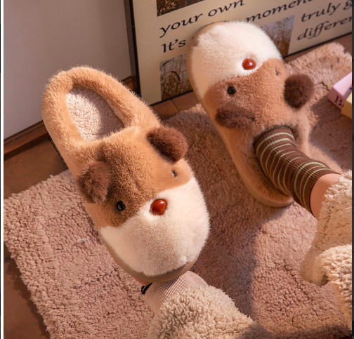 Дамски пухени пантофи  с  3D елемент