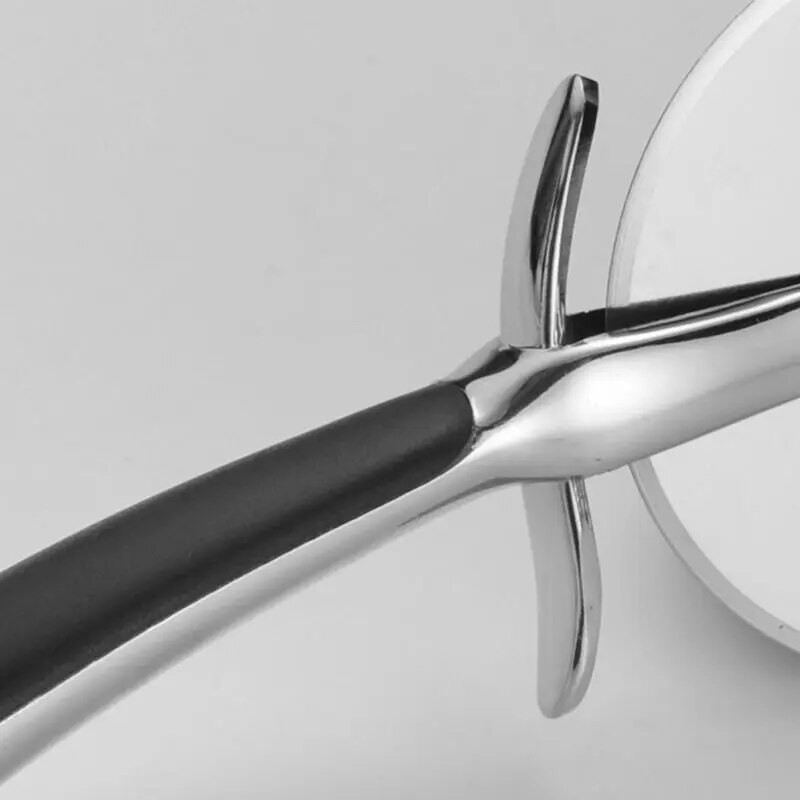 PizzAtHome cinko lydinio picos pjaustyklės peilis, sklandžiai besisukantis picos pjaustyklės ratukas su apvaliu peiliu makaronų pjaustyklė su rankenos kepimo įrankiais