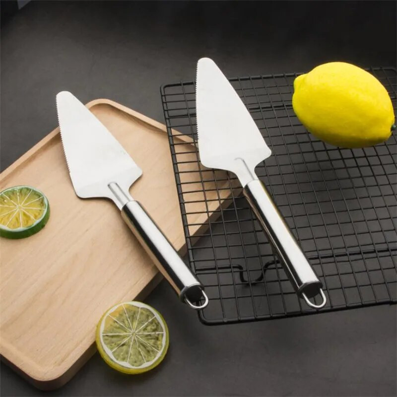 1 vnt sutirštinto nerūdijančio plieno dantytais kraštais pyrago serverio peilių pjaustytuvas pyrago picos kaušelis torto mentelė grandiklis kepimo įrankis