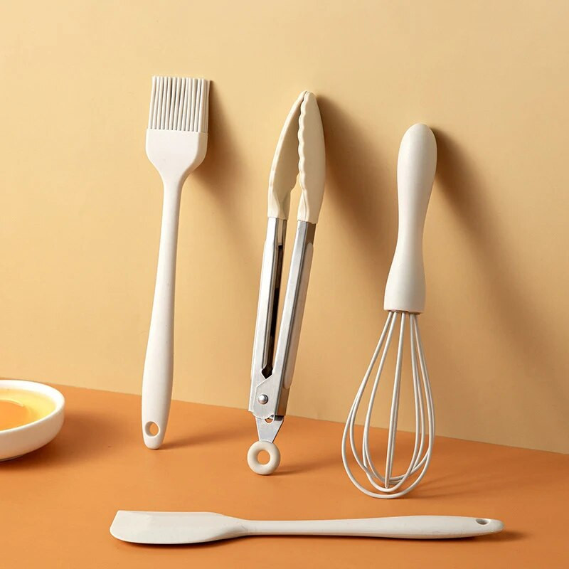 Maisto klasės kiaušinių plaktuvas Mini maisto spaustukas silikoninis mini kepimo įrankių rinkinys 4 dalių Mini kepimo grandiklio aliejaus teptuko kepimo įrankių rinkinys