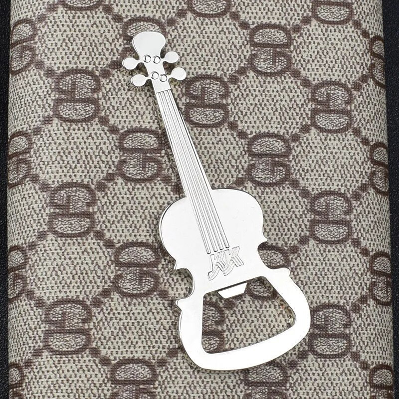 Radošs ģitāras alus pudeļu attaisāmais Mūzikas instrumentu stila aktivitāte Mazas balvas dāvanas metāla pudeļu attaisāmais