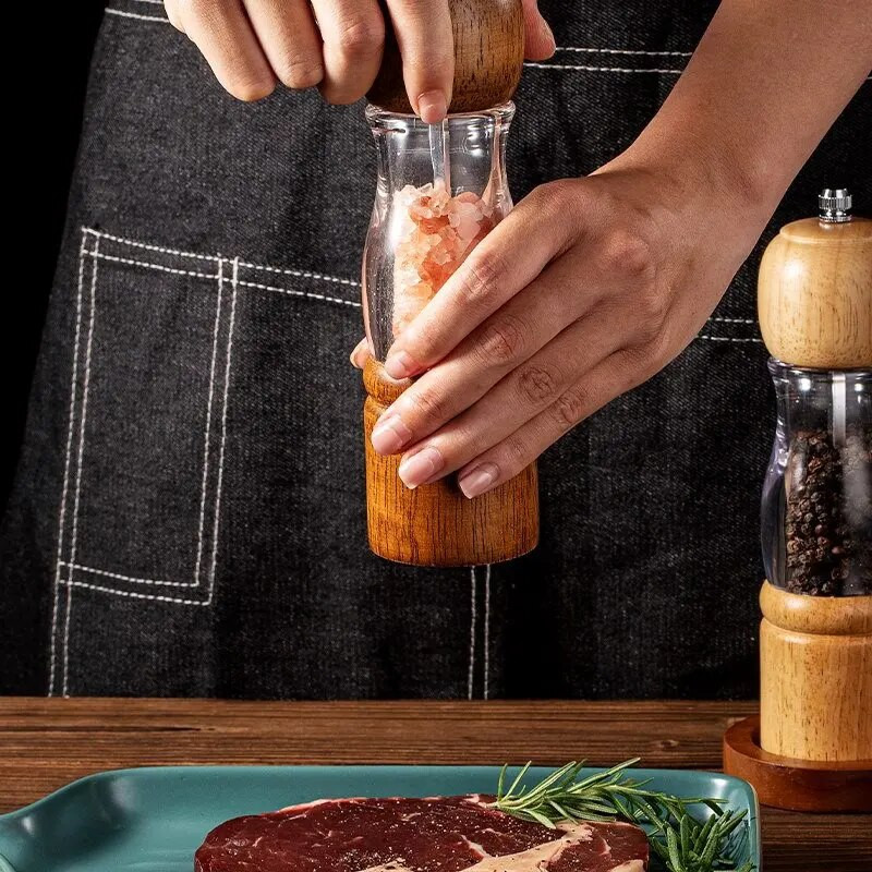 Fából készült sóborsdaráló nagy ablakkal, intelligens fűszerezővel fűszersódaráló 8 hüvelykes