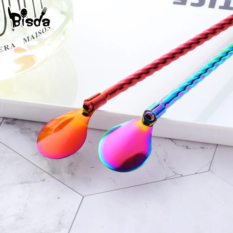 2 vnt. Ilgas susuktas šiaudų šaukštas Nešiojamas auksinis arbatos kaušelis Daugkartinio naudojimo spalvotų nerūdijančio plieno šiaudelių juodų indų rinkinys baro vakarėliui