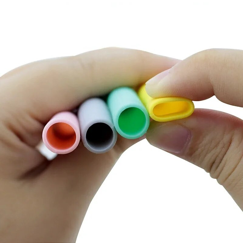 Korduvkasutatavad toidukvaliteediga silikoonkõrred Sirge painutatud joogikõrs puhastusharja komplektiga peopulga tarvik karbiga