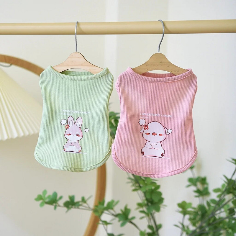 Kačių ir šunų vasariniai drabužiai naminiams gyvūnėliams vasarą Vėsūs ir kvėpuojantys vafliniai drabužiai šunims ir gyvūnėliams mielas spausdinimo viršelis