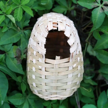 Висяща хижа за птици Ръчно изтъкано гнездо за колибри от естествен бамбук за открито Укрития за чинки за декорация на градински прозорци