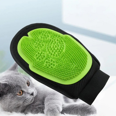 Kačių plaukų pirštinės ir naminių gyvūnėlių kailių šalinimo pirštinės Kačių šunų priežiūros pirštinių šepetys, skirtas plaukų slinkimui.