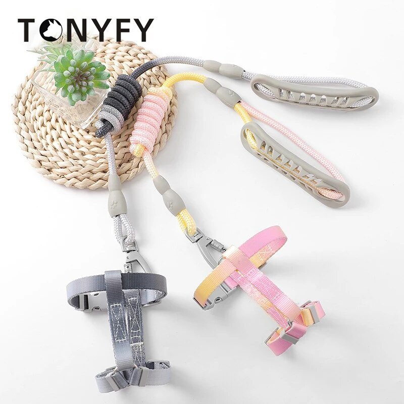 I-veida mājdzīvnieku siksnas siksnas komplekts gradienta krāsā ar mīkstu rokturi, suns izturīga krūšu siksna Mīksti regulējami āra pastaigu piederumi