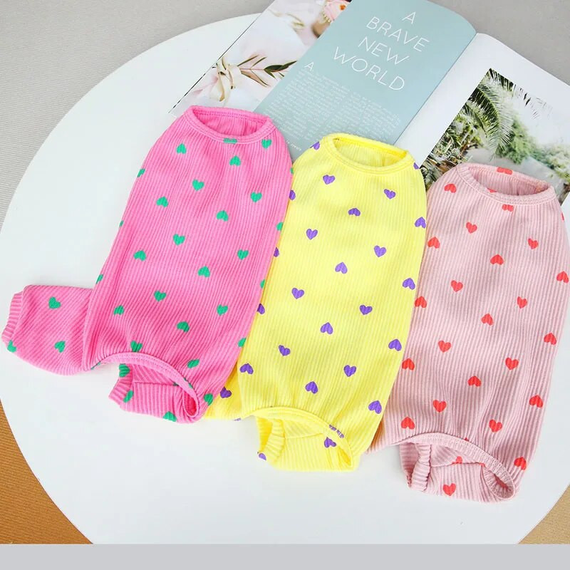Szívmintás kisállat kutya ruhák kutya pizsama jumpsuit pizsama pulóver kapucnis mellény Onesie overál kis kutyáknak Yorkshire terrier
