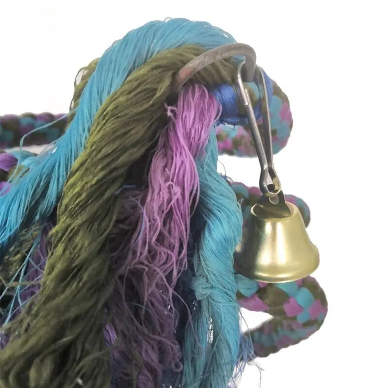 Violetinės mėlynos spalvos paukščių sūpynės kabantys papūgos spiralinės virvės žaislai su varpeliais Kramtomoji virvelė Papūgos sūpynės žaislai