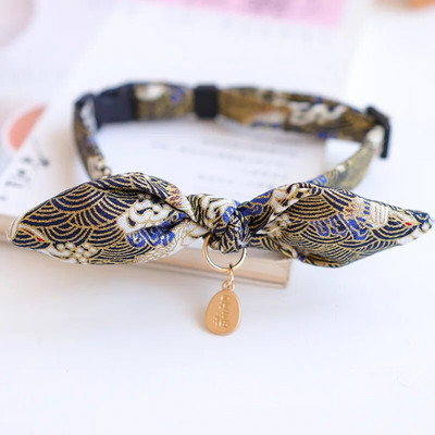 Kačių antkaklis Triušio ausų apykaklės varpelio karoliai Reguliuojamas japoniškas peteliškės kačių apykaklės papuošalai gimtadienio dovanos kačiuko priedai