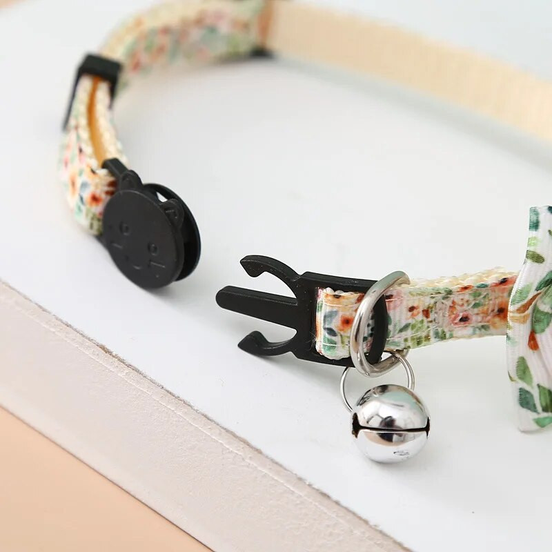 Reguliuojami kačių antkakliai su varpeliu, mielas spausdintas šuniuko antkaklis, patvarus katėms ir šuniuko kaklo aksesuarai