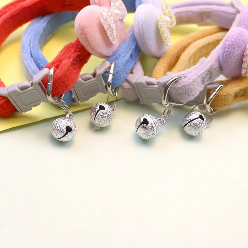 Armas kassi kaelarihm, süda vibu ja kellukesekassi kaunistused Macaroni värvi pehme samet reguleeritav kaelarihm 6 värvi lemmiklooma tarvikud