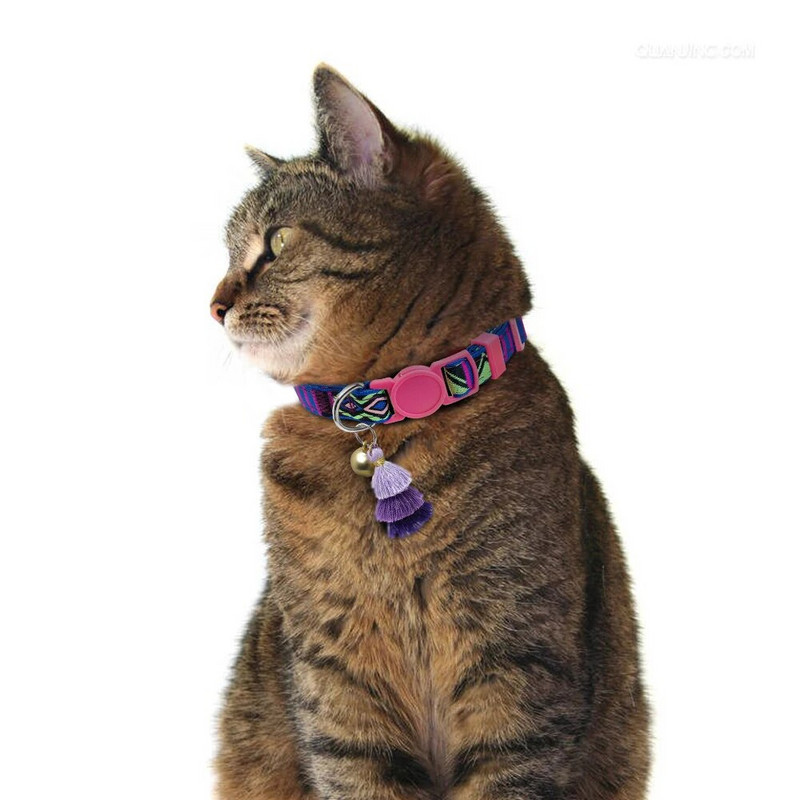 Kačių antkaklis Nailono saugos apykaklės maži šunų kačiuko antkakliai greitai atleidžiami kačių karoliai su varpeliu Bohemiško stiliaus kačių gaminiai