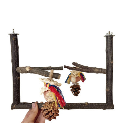 Paukščių ešerių stovas su kankorėžiais ir virviniais papūgos kramtomaisiais žaislais.