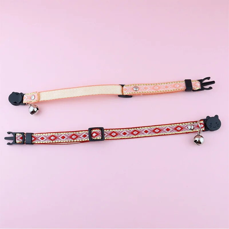 Katės antkaklis Auksinis šilko kraštas Etninio stiliaus naminių gyvūnėlių antkaklis nuo uždusimo, reguliuojamas mažas šunų kačių antkaklis, naminių gyvūnėlių reikmenys