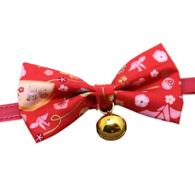 Naminių gyvūnėlių peteliškė su varpeliu kačių šunų antkakliai, odiniai spausdinti lanko mazgai, reguliuojama apykaklė Gato peteliškė mažų ir vidutinių šunų kačių priedams