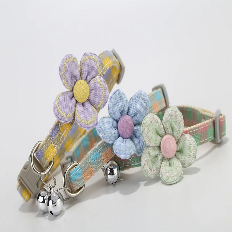 Nešiojamos gėlės naminiams gyvūnėliams šunų antkaklis pavadėlis PU odinė katės grandinėlė, kaklo dirželis meškiuko mopso mada