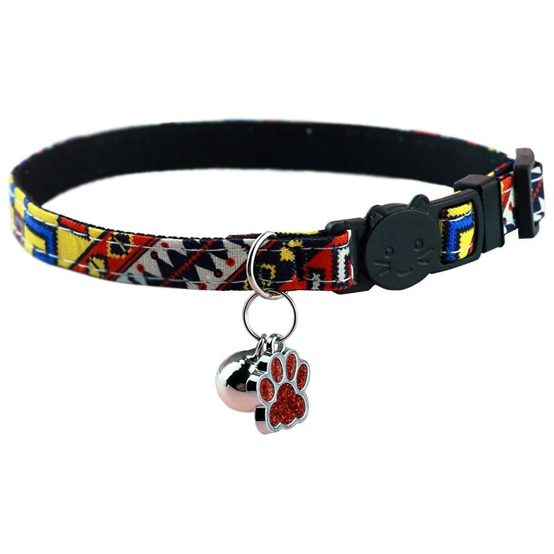 Отцепили се нашийници за котки с камбанки Луни Звезди Сладко коте Регулируеми безопасни нашийници за котенца с метална висулка Котки Аксесоари за котенца