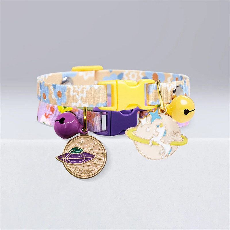 Регулируема яка с изрязани на звънец котешки нашийници Breakaway Малко куче Вратовръзка за врата за кученца Котенца Колие Стоки за домашни любимци