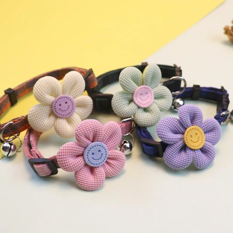 Котешки нашийник с цветя, регулируем предпазител с пръстен на звънец, огърлица за котка, кученце, малко коте, аксесоари за кучета, консумативи за нашийник за домашни любимци