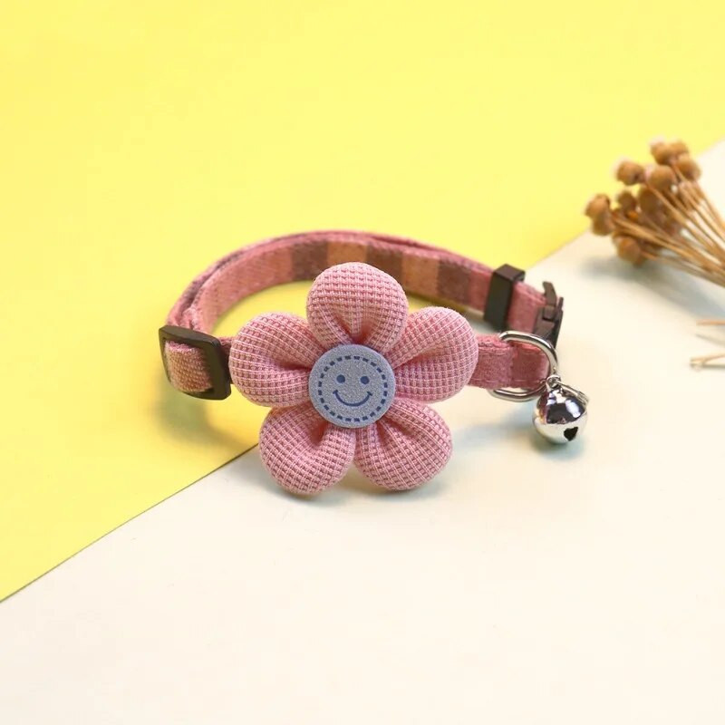 Котешки нашийник с цветя, регулируем предпазител с пръстен на звънец, огърлица за котка, кученце, малко коте, аксесоари за кучета, консумативи за нашийник за домашни любимци
