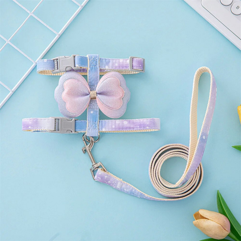 Нагръдник и каишка за домашни любимци с лък, регулируемо въже за ходене на котки против откъсване, каишка и нагръдник за малки домашни любимци с бърза катарама Консумативи за котки