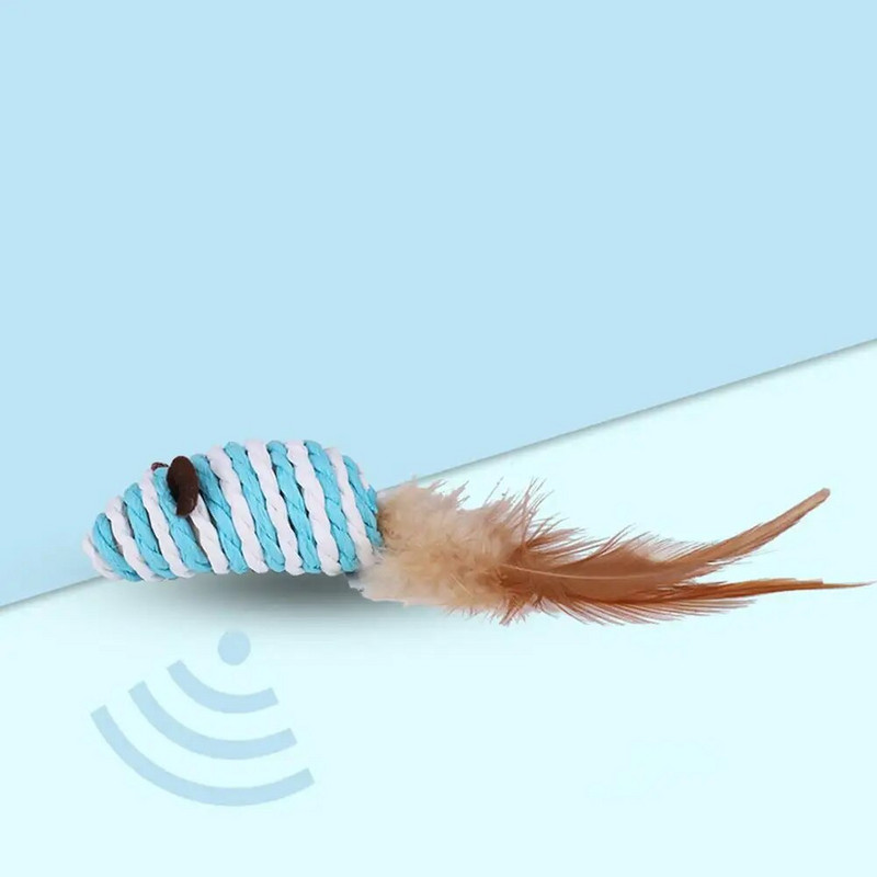 Фалшива мишка с опашка от пера Котешка играчка Вградена в чакъл Многоцветни консумативи за домашни любимци Мини забавни играчки за игра Интерактивни котки Коте