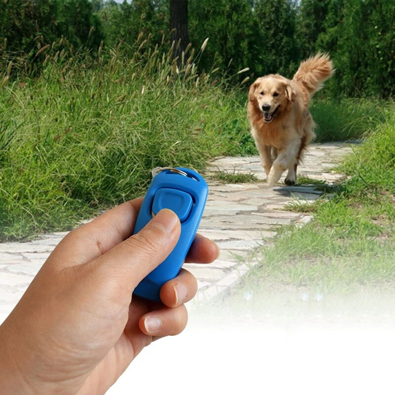 1PC Dog Training Whistle Pet Clicker Answer Card Pet Dog Trainer Assistive Guide с ключодържател Dog Aid Guide 2 In 1 Pet Supplies