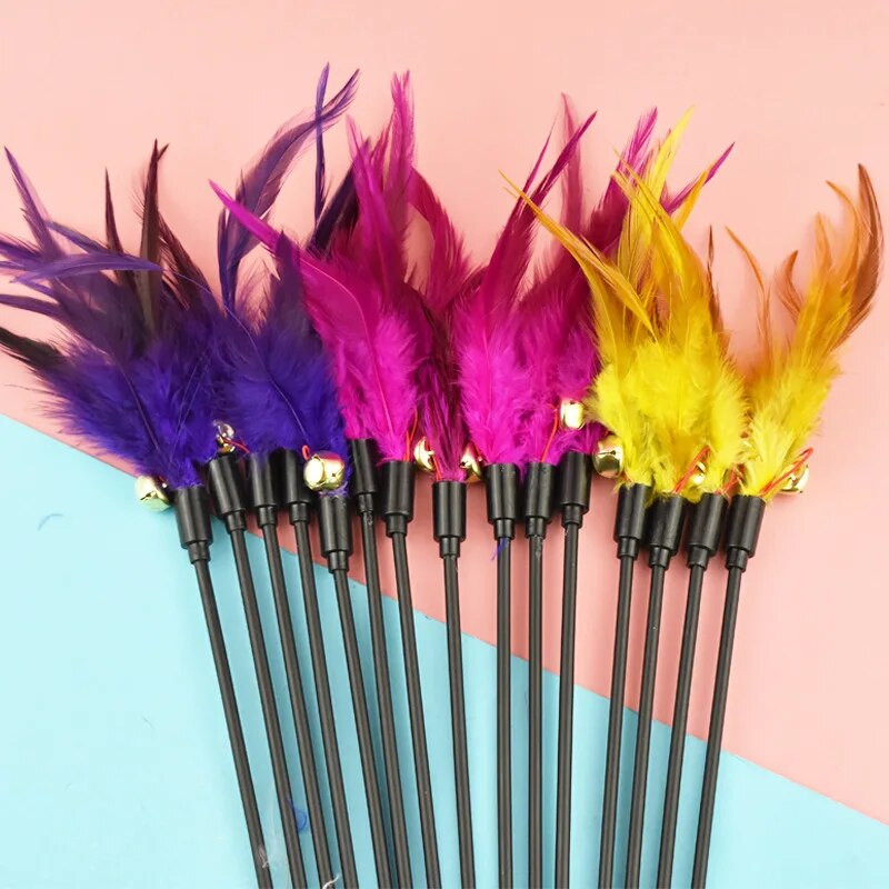 1/5db Vicces cica macska ugrató interaktív játékrúd harangtollas játékok kisállat macskáknak Bot drótkerítő pálca játék véletlenszerű színben