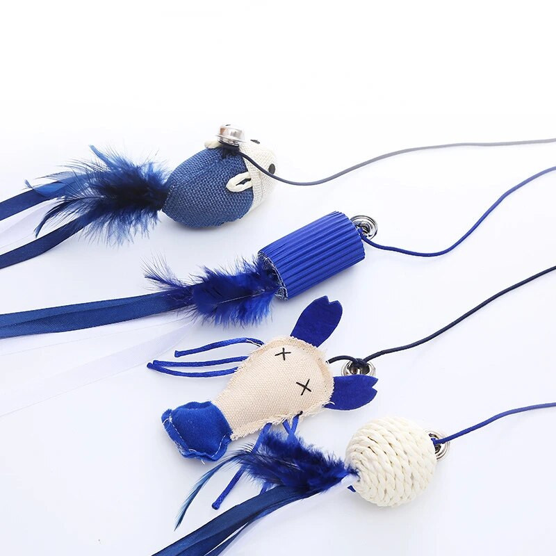 Pet Cat Teaser Többszínű madártoll plüss macska fa interaktív macskafogó bot egér Hal macska interaktív játékok csengővel