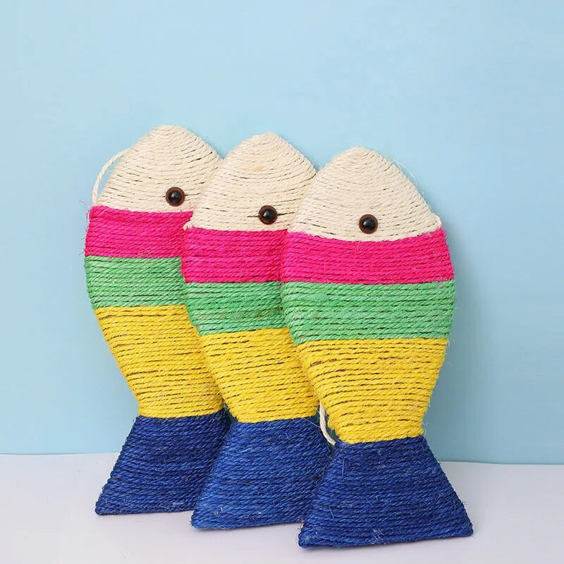 Színes csíkos szizál tányér Hal macskakaparó deszka Kisállatkellékek Macskajátékok Könnyű macskakaparó tábla