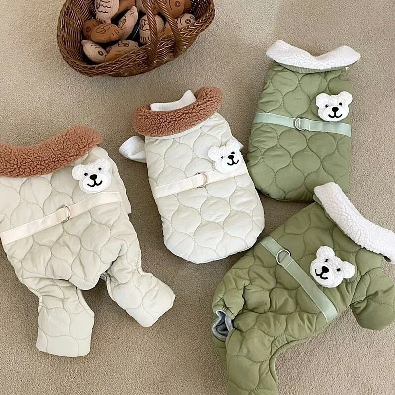 Kisállatkutya egyszínű négylábú pamutkabát Meleg kutyaruhák Téli mackógombos ing gyönyörű pehelykabát, mint a medve